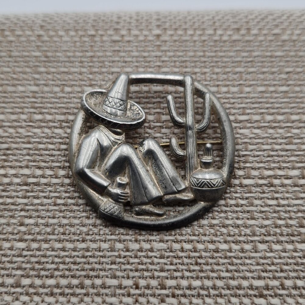 Sterling Silver Tarnished Mexican Scene Pin Brooch B456